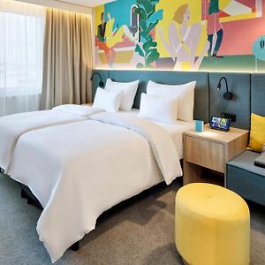 Kamer met Rolstoeltoegankelijkheid met een King Size Bed